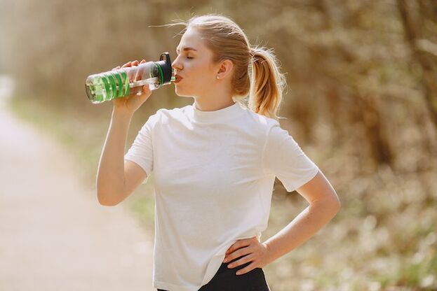 To have a flat stomach, you need to follow the drinking regime and consume enough water