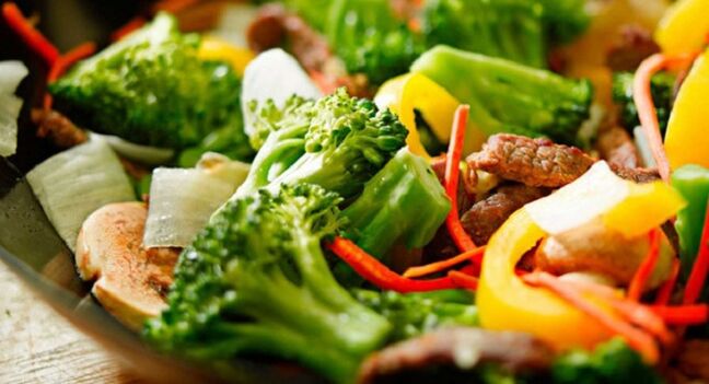 vegetable salad against gastritis